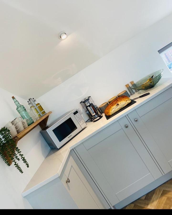 Lees Lookout Holt ,2 Bedroom Luxury Apartment With Private Parking Luaran gambar