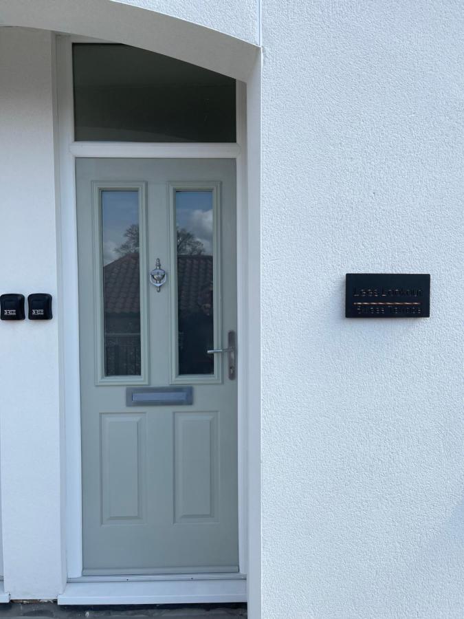 Lees Lookout Holt ,2 Bedroom Luxury Apartment With Private Parking Luaran gambar