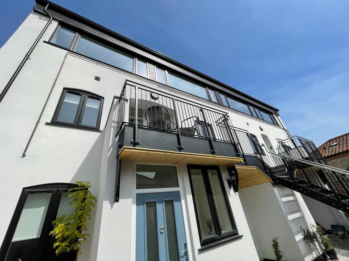 Lees Lookout Holt ,2 Bedroom Luxury Apartment With Private Parking Luaran gambar